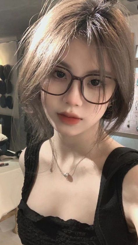 免费观看美女用震蛋喷水的视频
